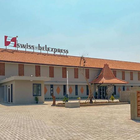 Swiss-Belexpress Rest Area Km 164, Cipali Motel Majalengka Bagian luar foto
